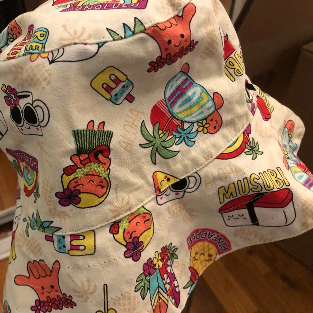 Hawaii Edition Print Reversible Bucket Hat
